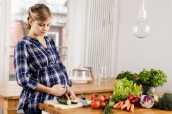 Hamilelik (Gebelik) Nedir? Belirtileri Nelerdir?